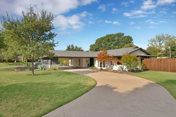 9555 Vinewood Drive, Dallas, TX 75228