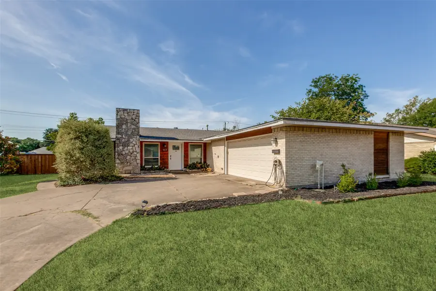 907 Wedgewood Way, Richardson, TX 75080 - #2