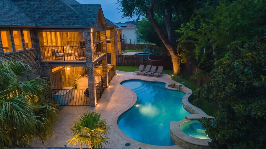 8609 Tuscan Oaks Drive, McKinney, TX 75071 - #2
