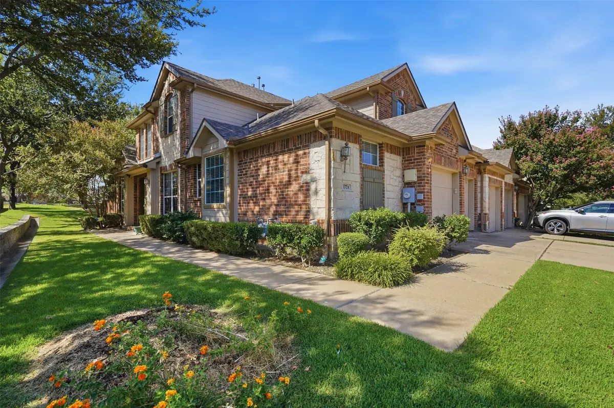 1724 Brookview Drive, Carrollton, TX 75007 - #1