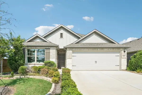1048 Tarryhill Drive, Crowley, TX 76036