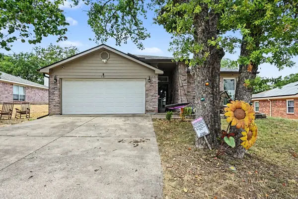 321 Pecos Drive, Weatherford, TX 76086