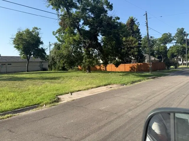 1300 Barron Avenue, Waco, TX 76707 - #2