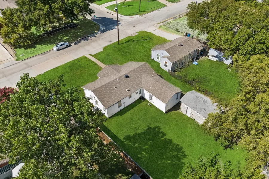 809 E Wall Street, Grapevine, TX 76051 - #3