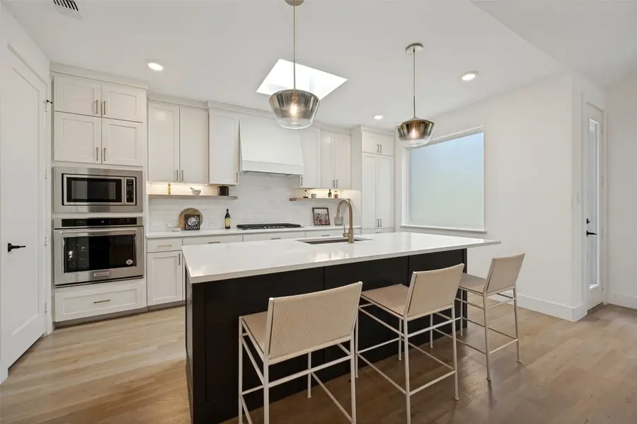 9118 Prado Lane, Dallas, TX 75220 - #3
