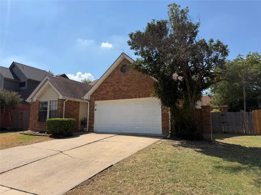 6008 Glenwood Drive, Arlington, TX 76017 - #3