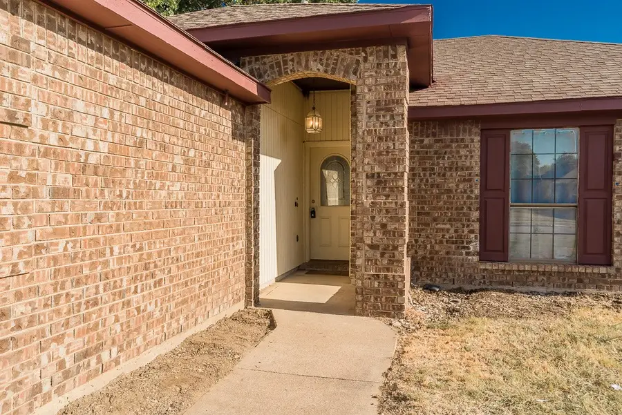 6545 Meadowlark Lane E, Watauga, TX 76148 - #3