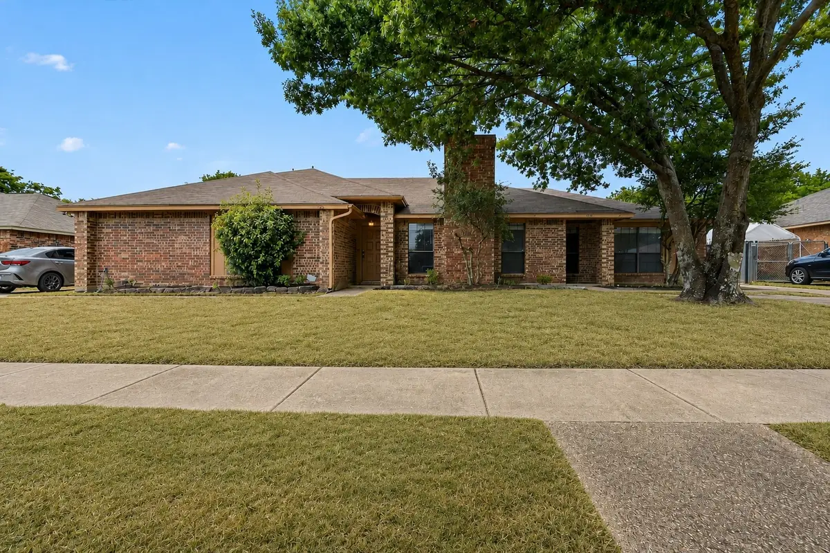 724 Lemons Street, Cedar Hill, TX 75104 - #1