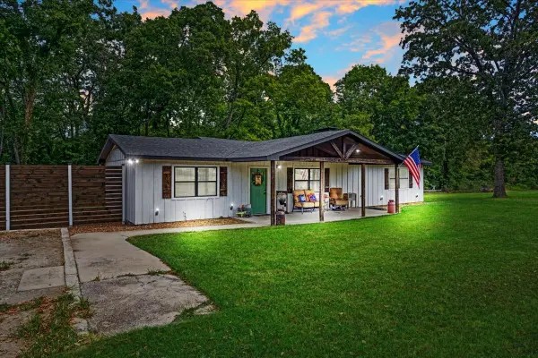 37 Oxford Drive, Gordonville, TX 76245