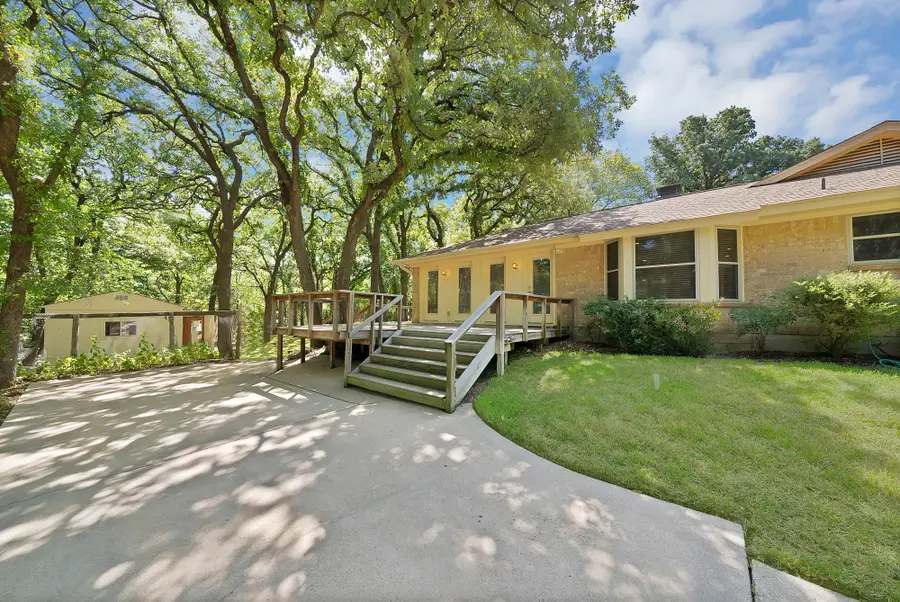 451 Cooks Lane, Fort Worth, TX 76120 - #2