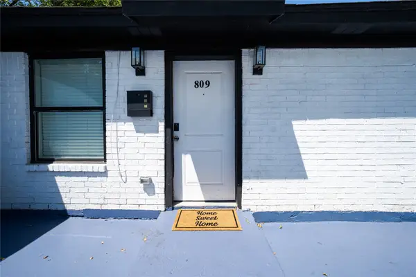 809 W Broadus Avenue, Fort Worth, TX 76115