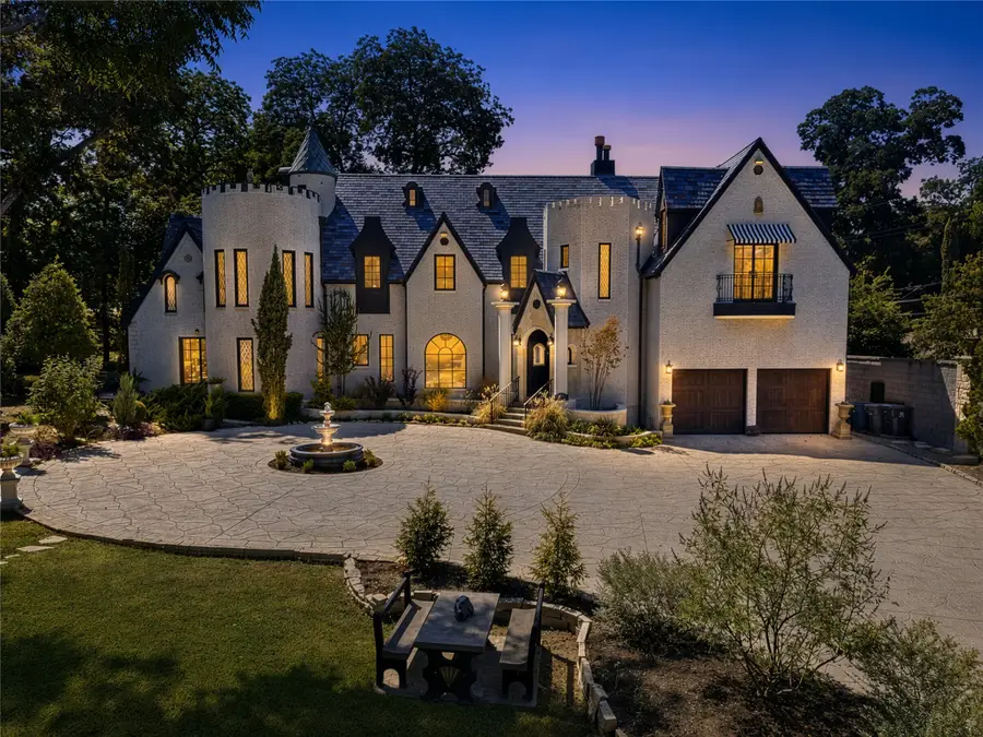 6941 Gaston Avenue, Dallas, TX 75214 - #2