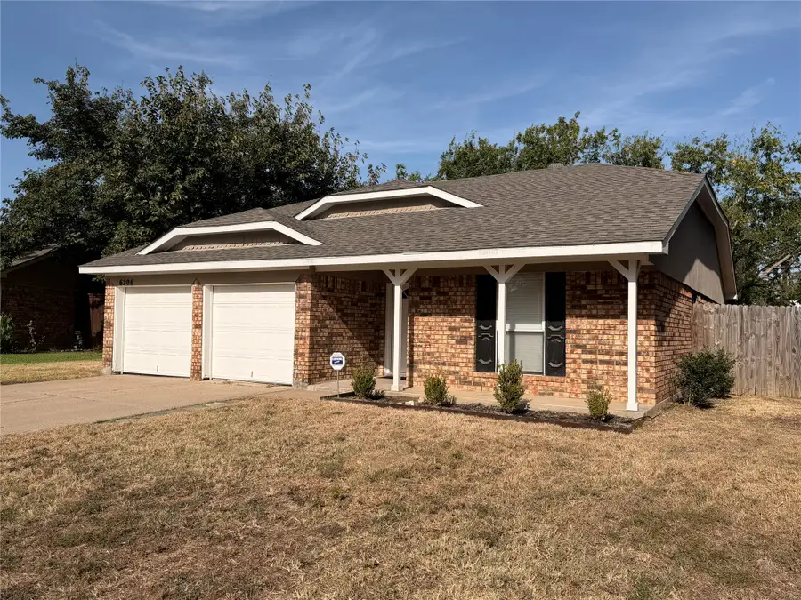 6206 Fernwood Drive, Arlington, TX 76001 - #2