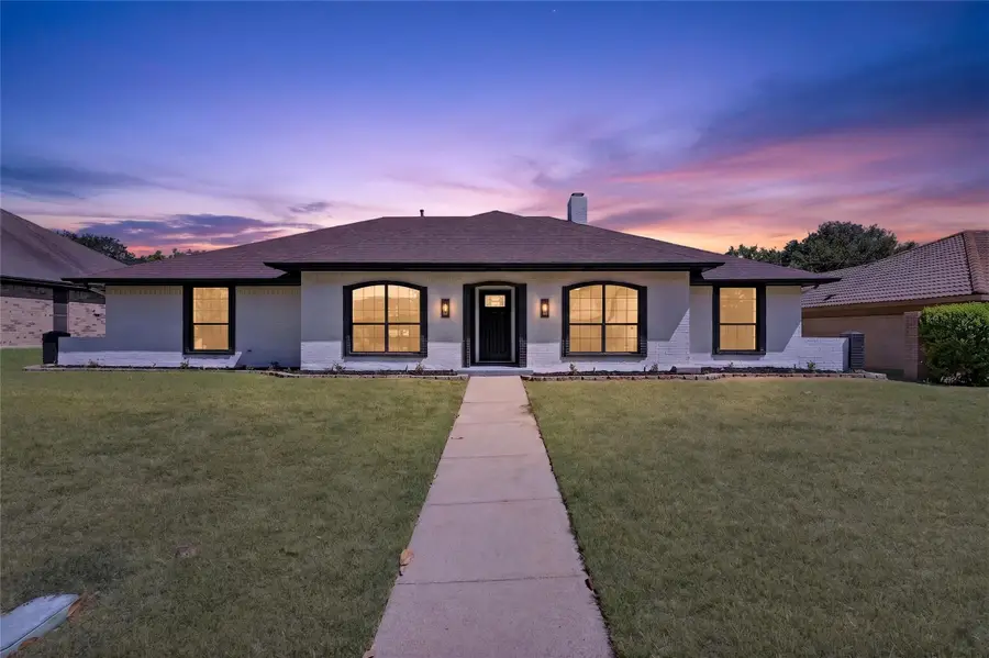 319 Hummingbird Lane, Duncanville, TX 75137 - #2