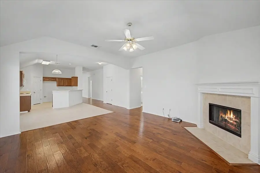 633 Darlington Trail, Fort Worth, TX 76131 - #3