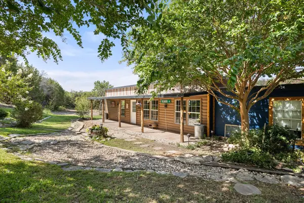 1393 Shady Oaks Circle, Glen Rose, TX 76043