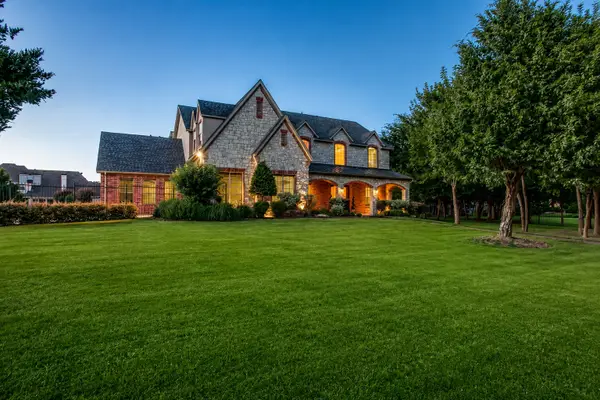 424 Wyndemere Boulevard, Heath, TX 75032