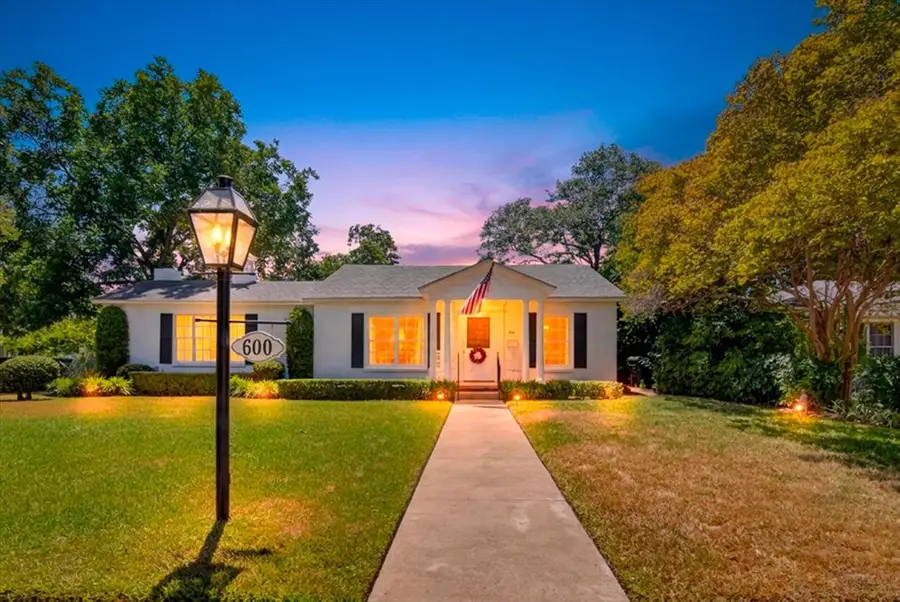 600 N 33 Street, Waco, TX 76707 - #3