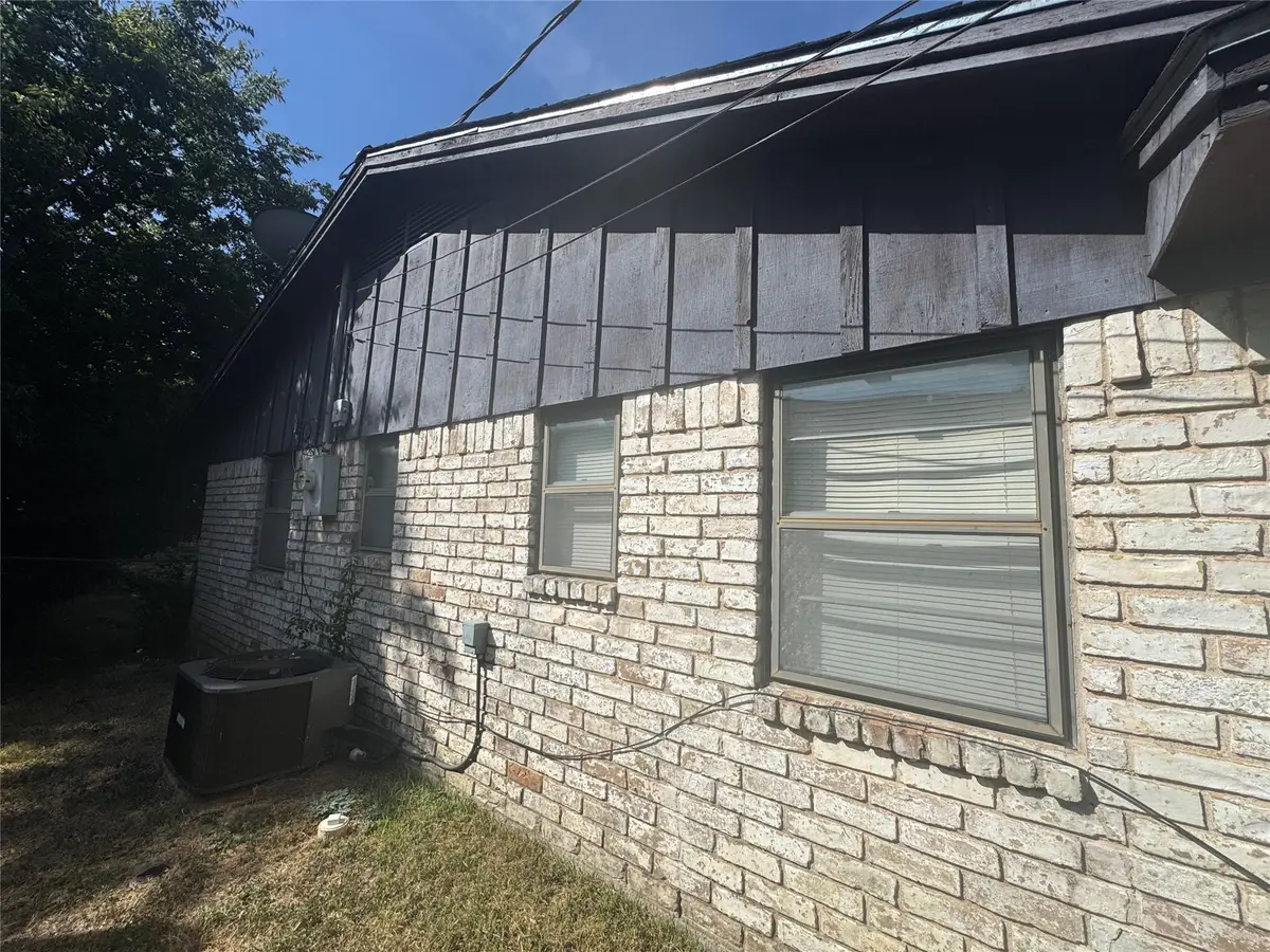 104 Colorado Street, Hillsboro, TX 76645 - #1