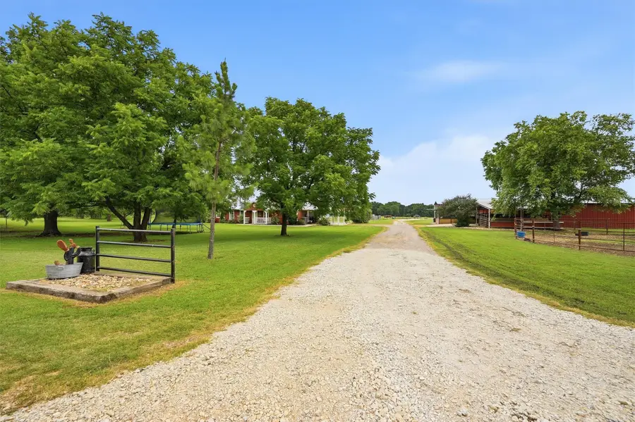 905 Crawford Road, Sadler, TX 76264 - #3