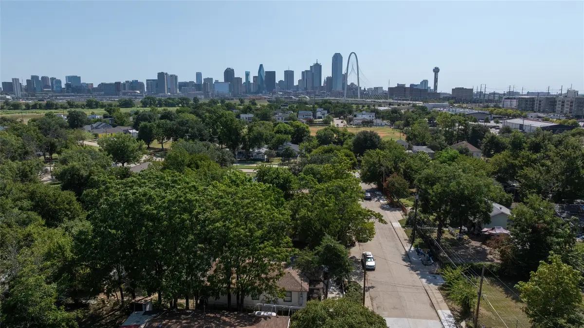517 Pueblo Street, Dallas, TX 75212 - #1