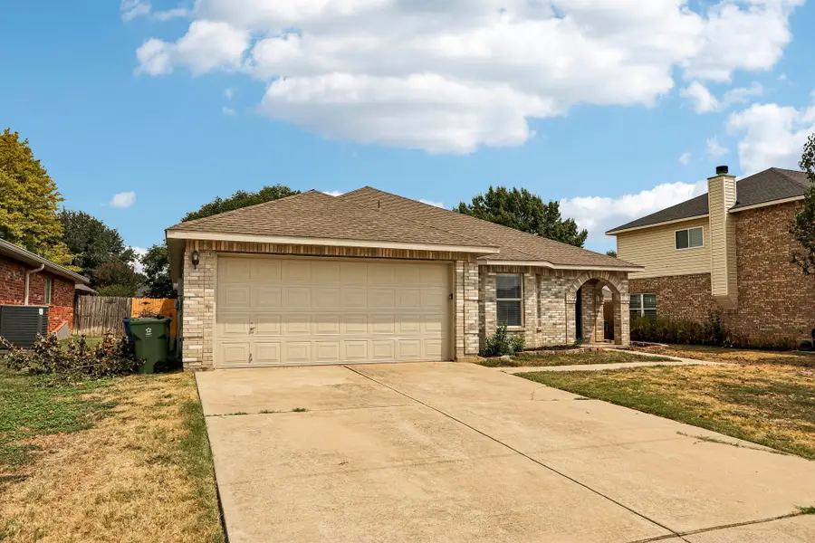 324 Marshall Creek Road, Roanoke, TX 76262 - #2