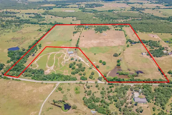 1179 County Road 1990, Chico, TX 76431