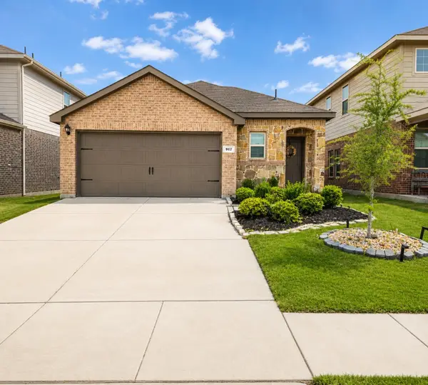 917 Sunrise Lane, Royse City, TX 75189