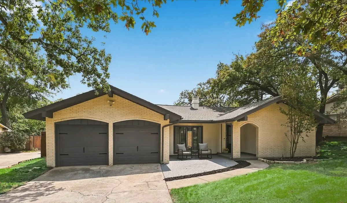 206 Lake Vista W, Highland Village, TX 75077 - #1