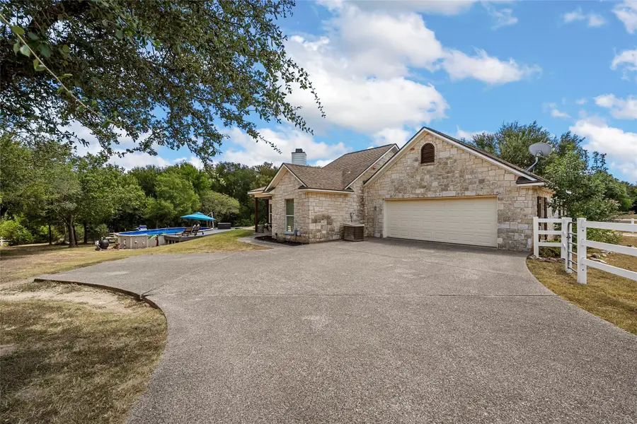 200 Johanne Point Road, Moody Lorena, TX 76524 - #2