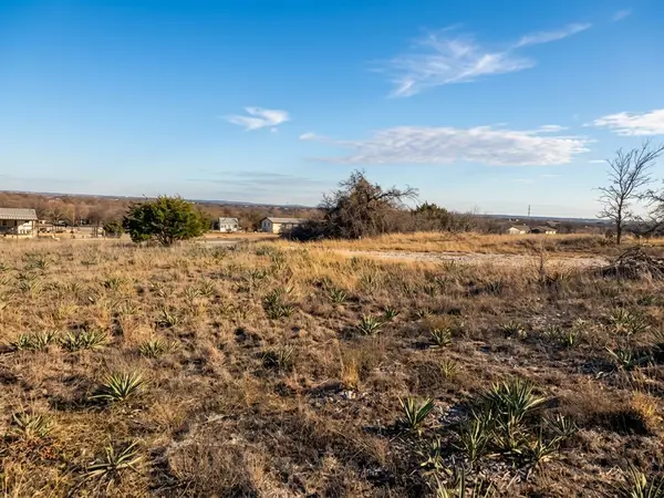 106 Sparrow, Azle, TX 76020