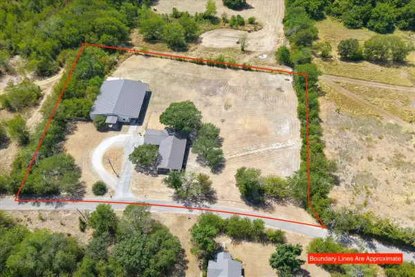 1501 Andy Thomas Road, Whitewright, TX 75491