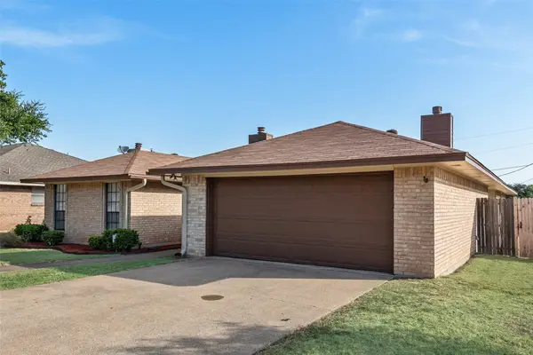 217 Silver Creek Drive, Duncanville, TX 75137