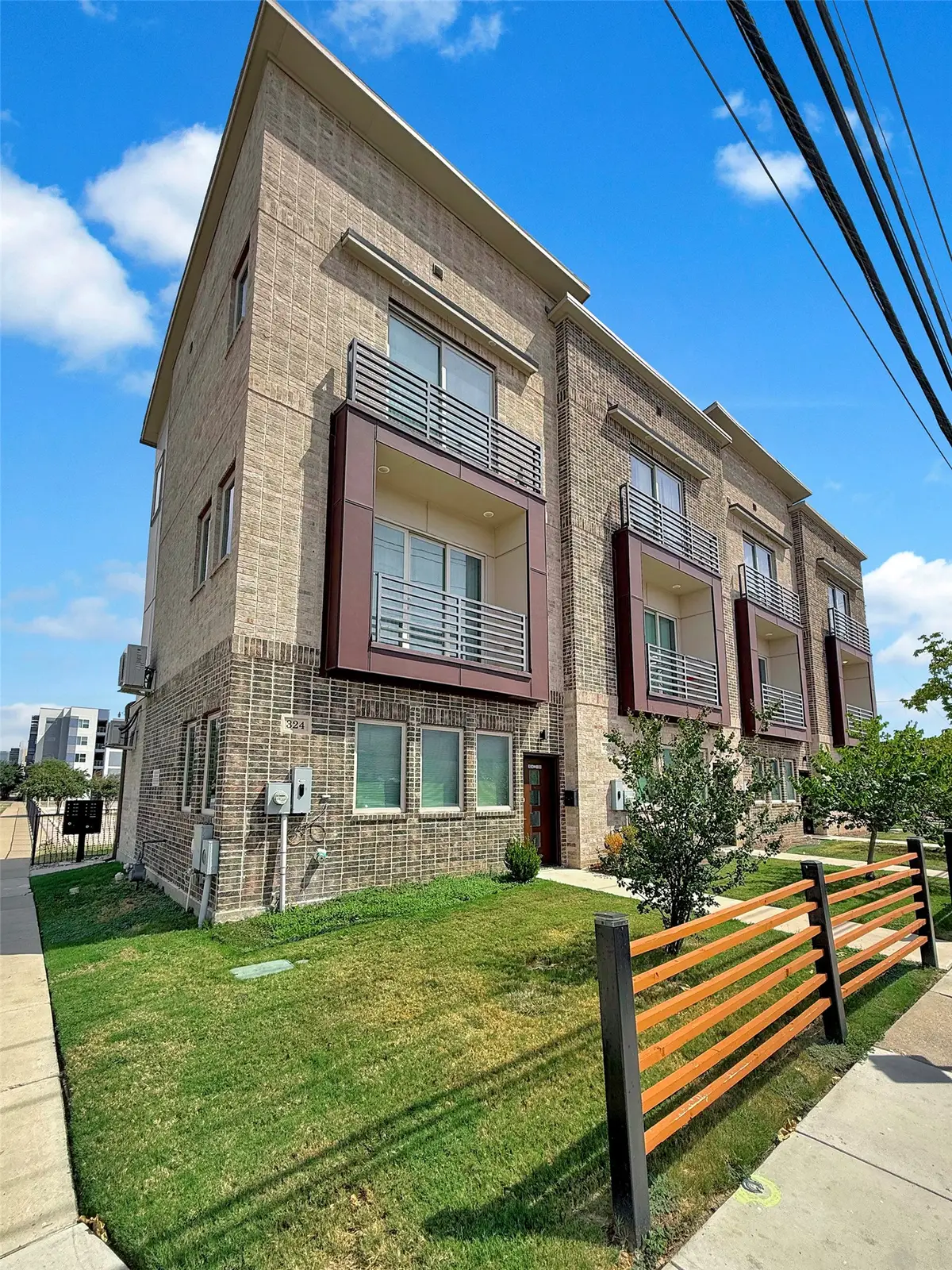 324 Feliks Gwozdz Place, Fort Worth, TX 76104 - #1