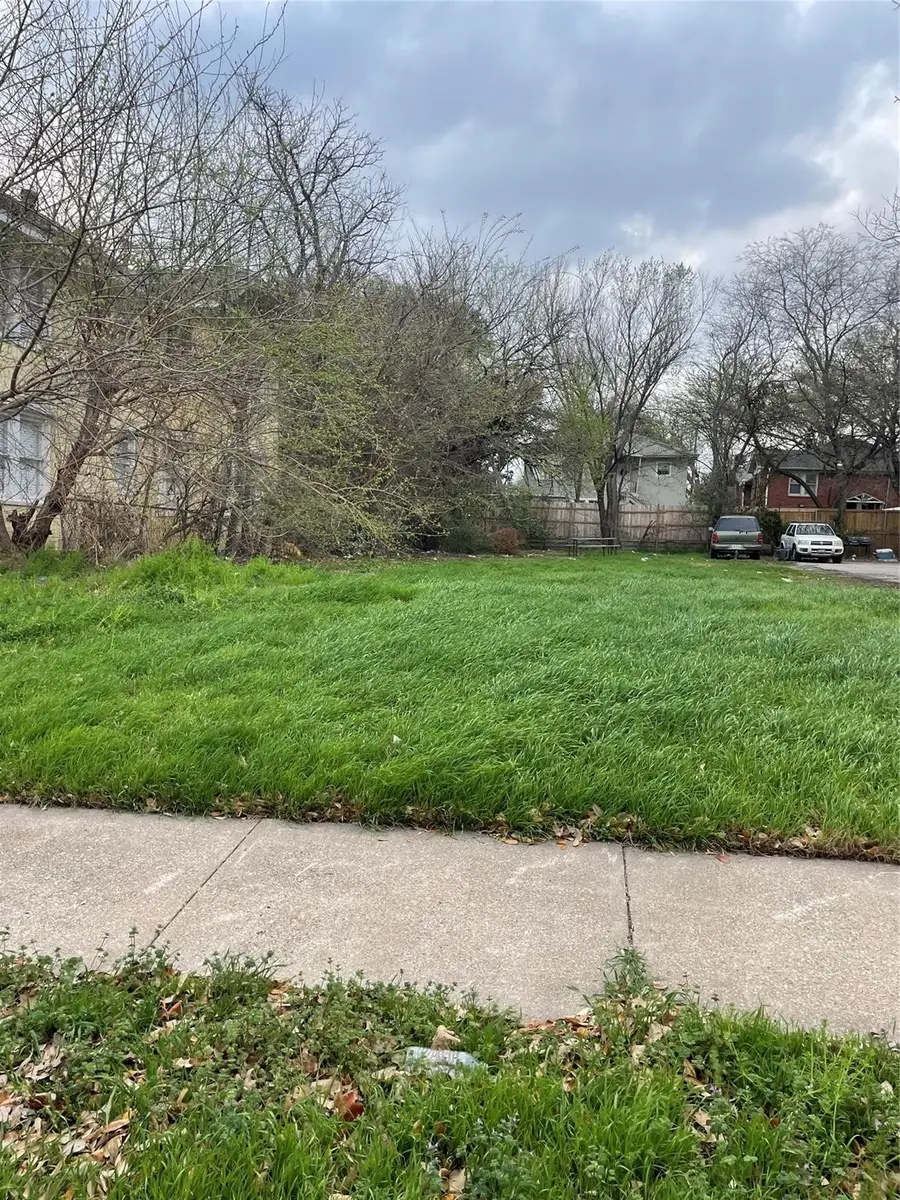 4629 Worth Street, Dallas, TX 75246 - #3