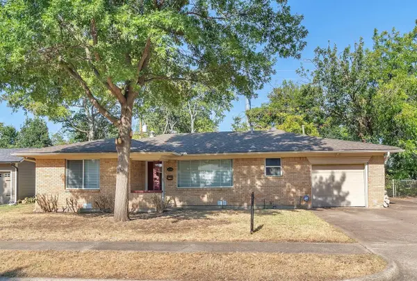 1232 Valley Vista Drive, Grapevine, TX 76051