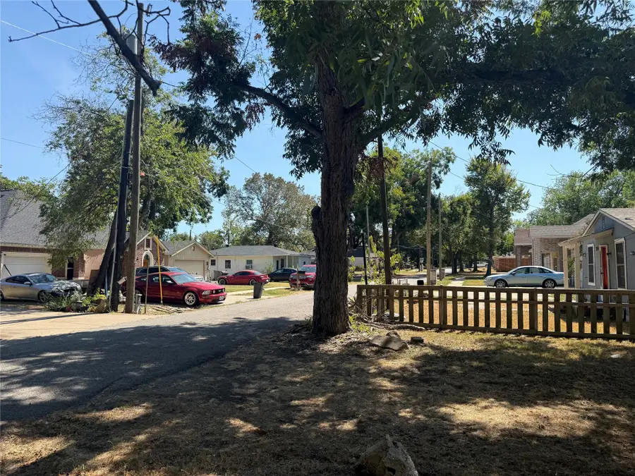 102 Frazier Street, Terrell, TX 75160 - #2