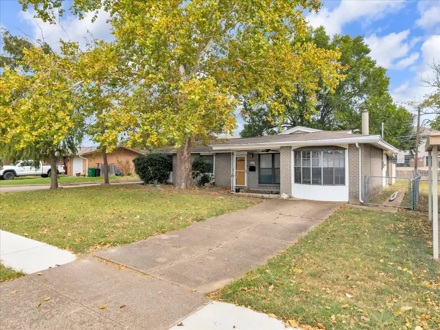 812 W Grubb Drive, Mesquite, TX 75149 - #2