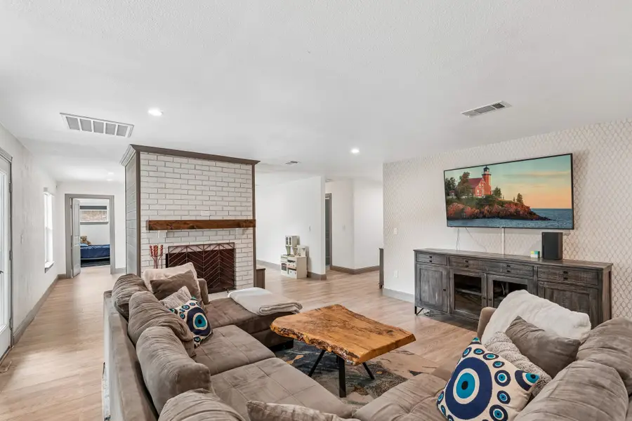 5216 Ashbrook Road, Dallas, TX 75227 - #2