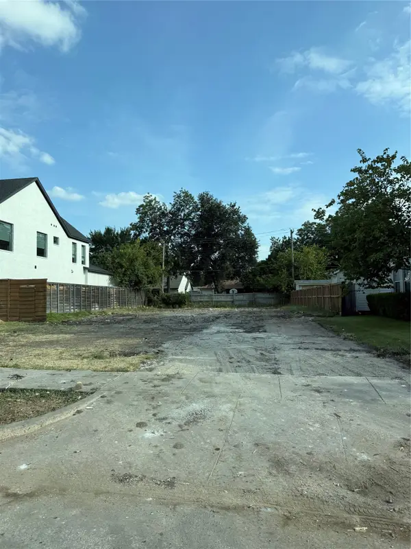 3708 Durango Drive, Dallas, TX 75220