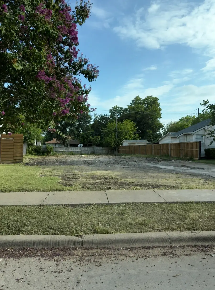 3708 Durango Drive, Dallas, TX 75220 - #2