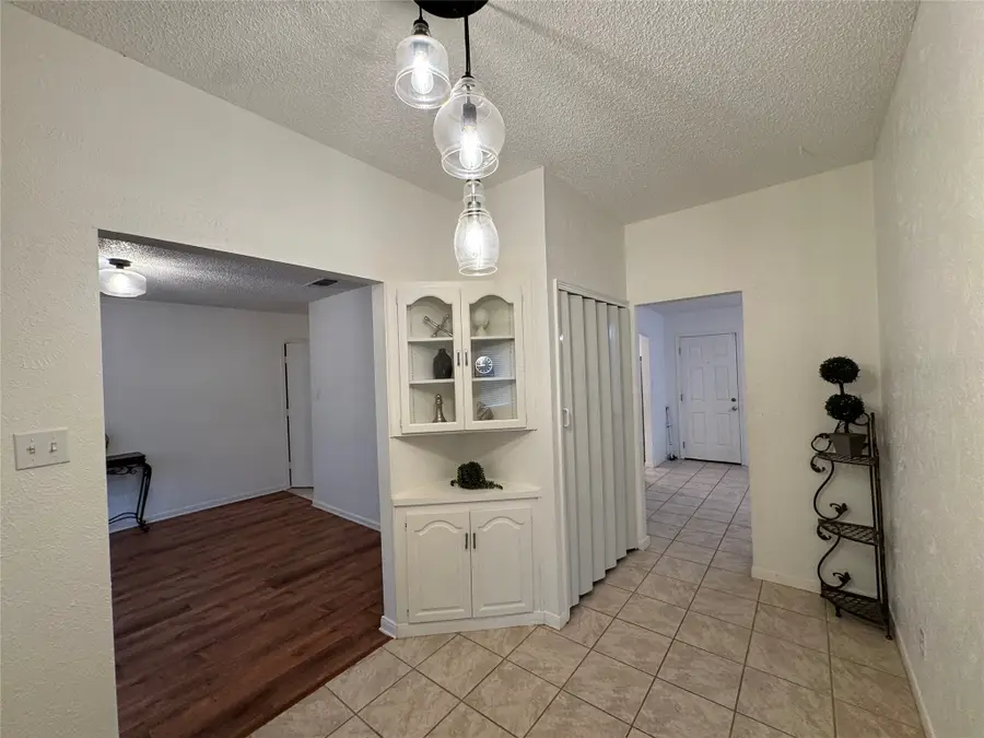 2108 Barron Lane, Fort Worth, TX 76112 - #3