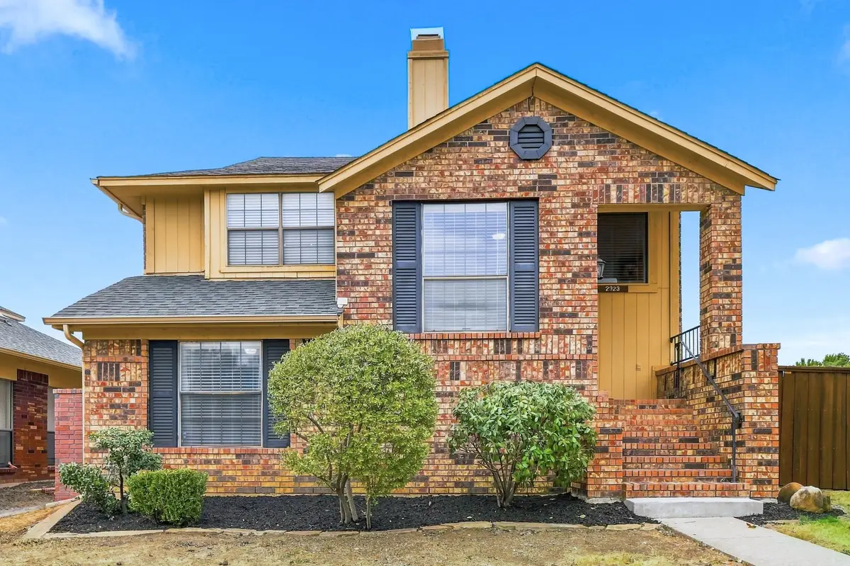 2923 Menlo Park Lane, Carrollton, TX 75007 - #1