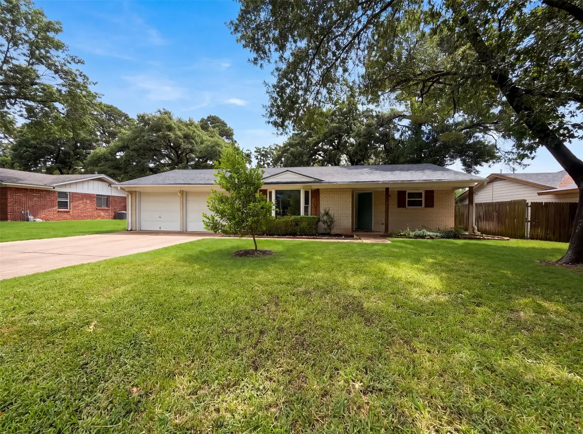 1805 Brookview Drive, Arlington, TX 76010 - #1