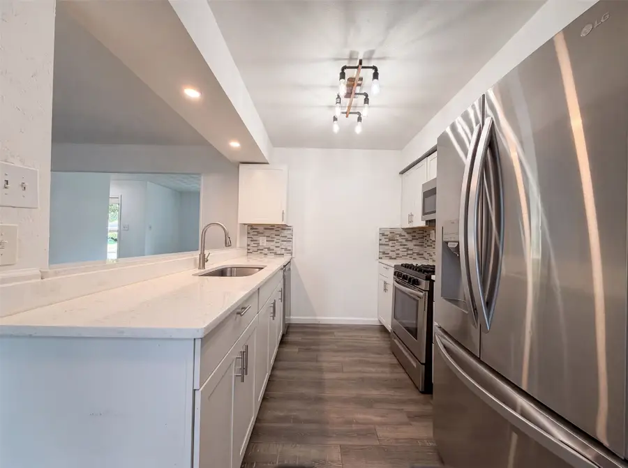 1805 Brookview Drive, Arlington, TX 76010 - #2