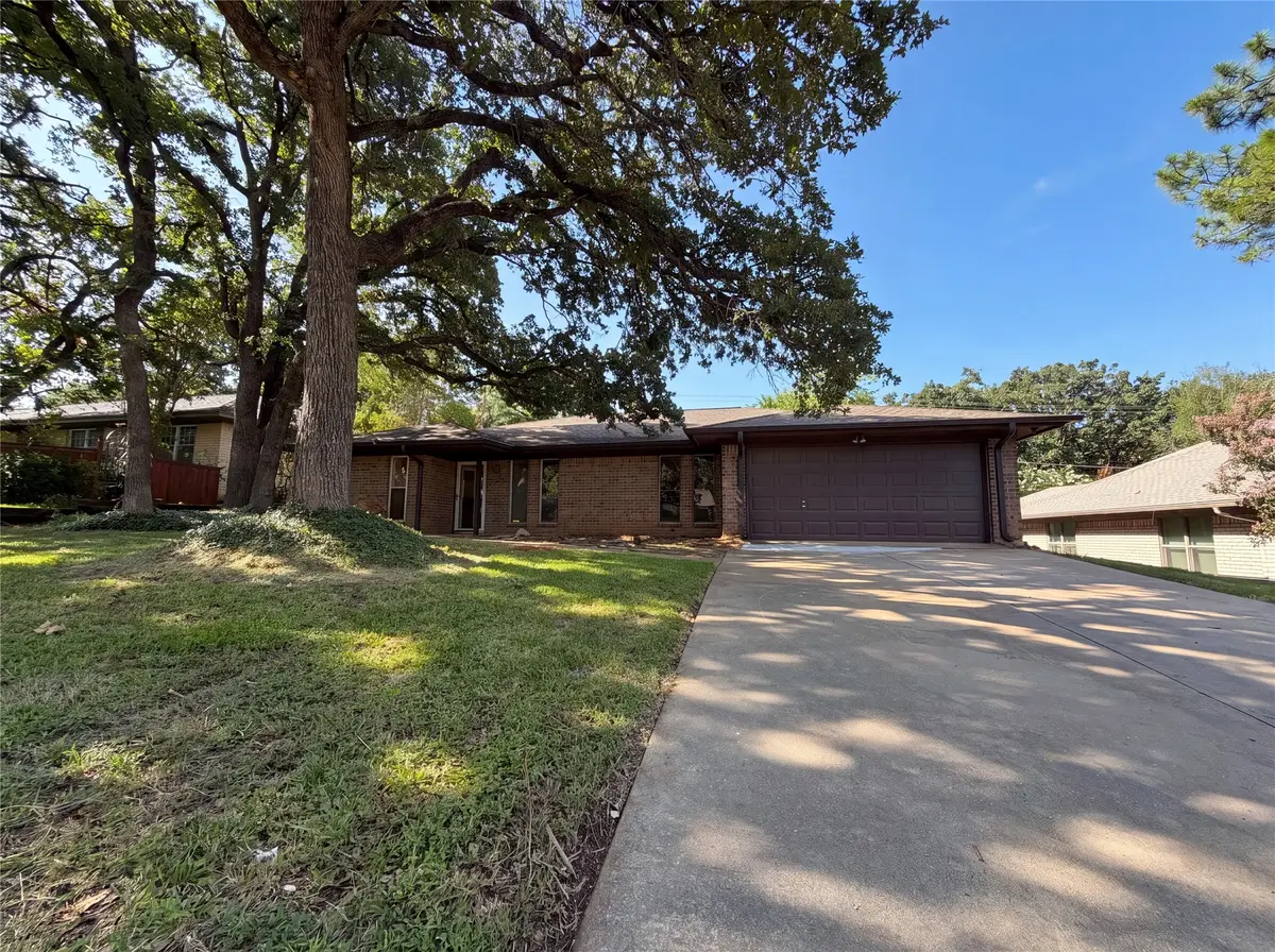 5804 Ridge Drive, Arlington, TX 76016 - #1