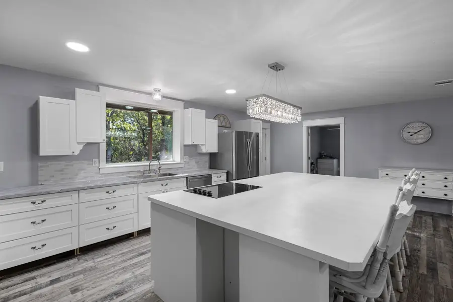 335 Ponderosa Street, Bowie, TX 76230 - #2
