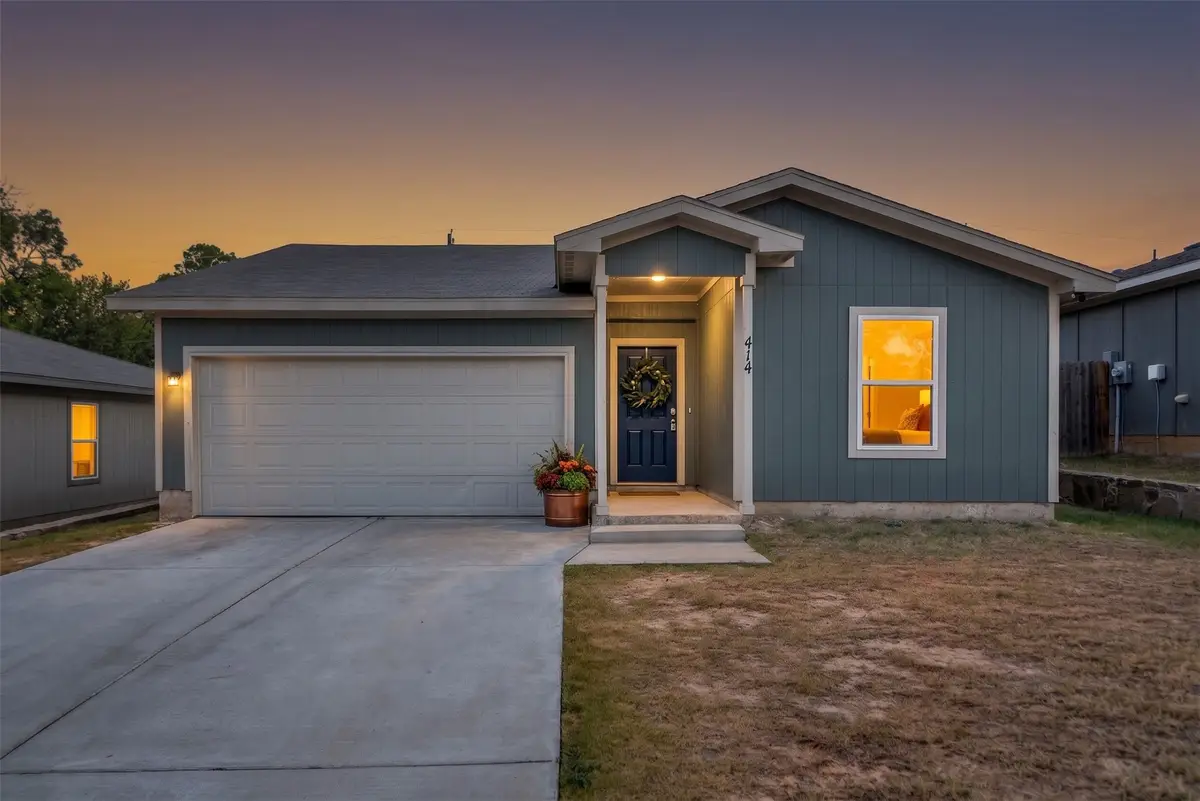 414 E Munson Street, Denison, TX 75021 - #1