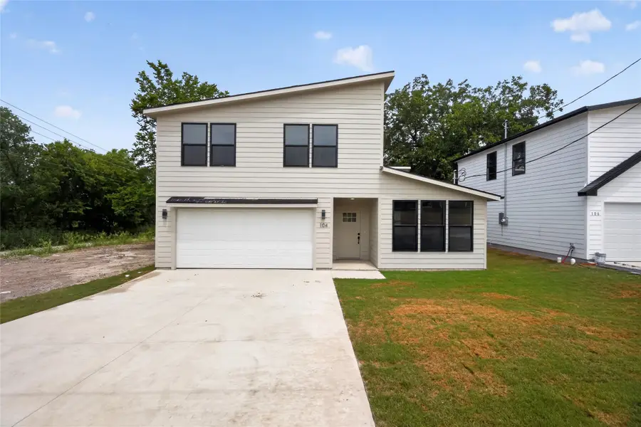 104 E Miller Street, Whitewright, TX 75491 - #2