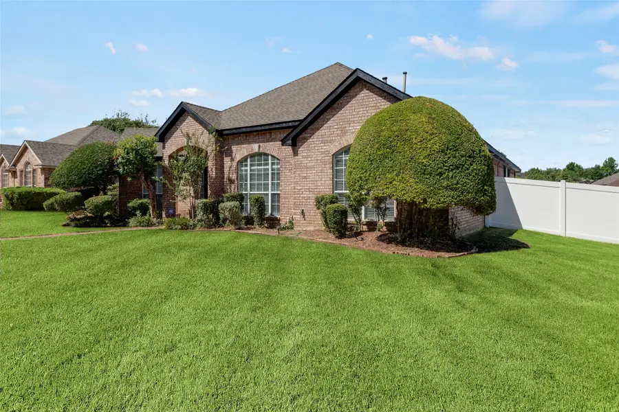 517 Quick Silver Drive, Desoto, TX 75115 - #2